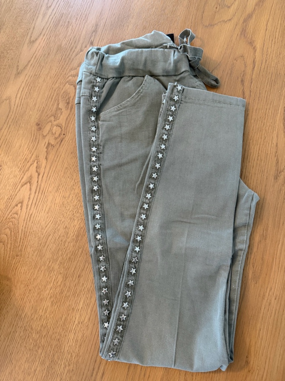 Star-Trim Venti6 Drawstring Pants